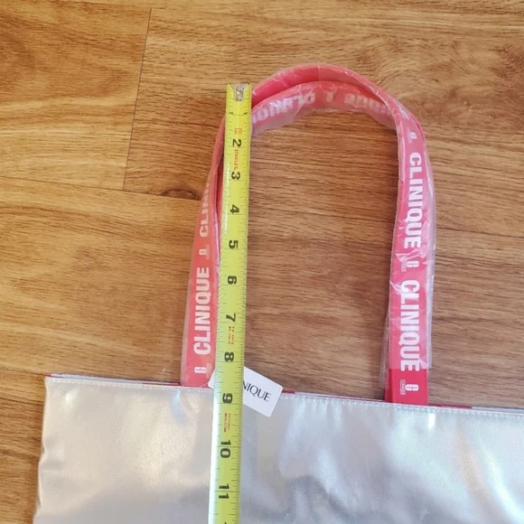 Clinique Silver Tote Bag  #New - Picture 3 of 7